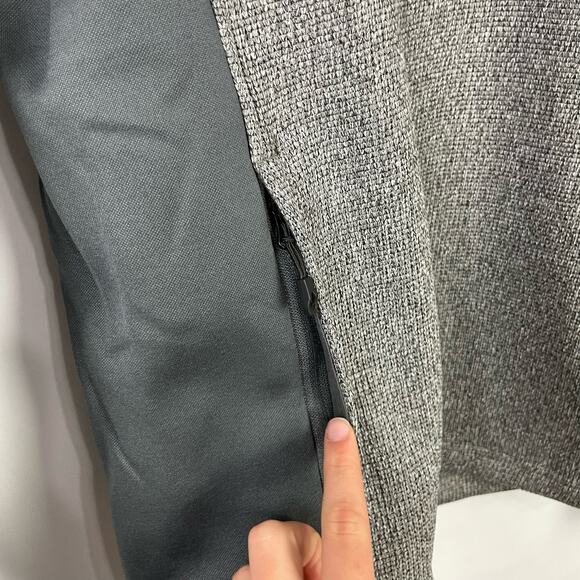 Spyder Boundless | NWT Gray on Gray Quarter Zip Pullover Hoodie Sweatshirt - Picture 9 of 13